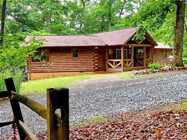 3857 Gumlog Road, Young Harris, GA 30582