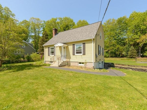 263 Highland St, Holden, MA 01520