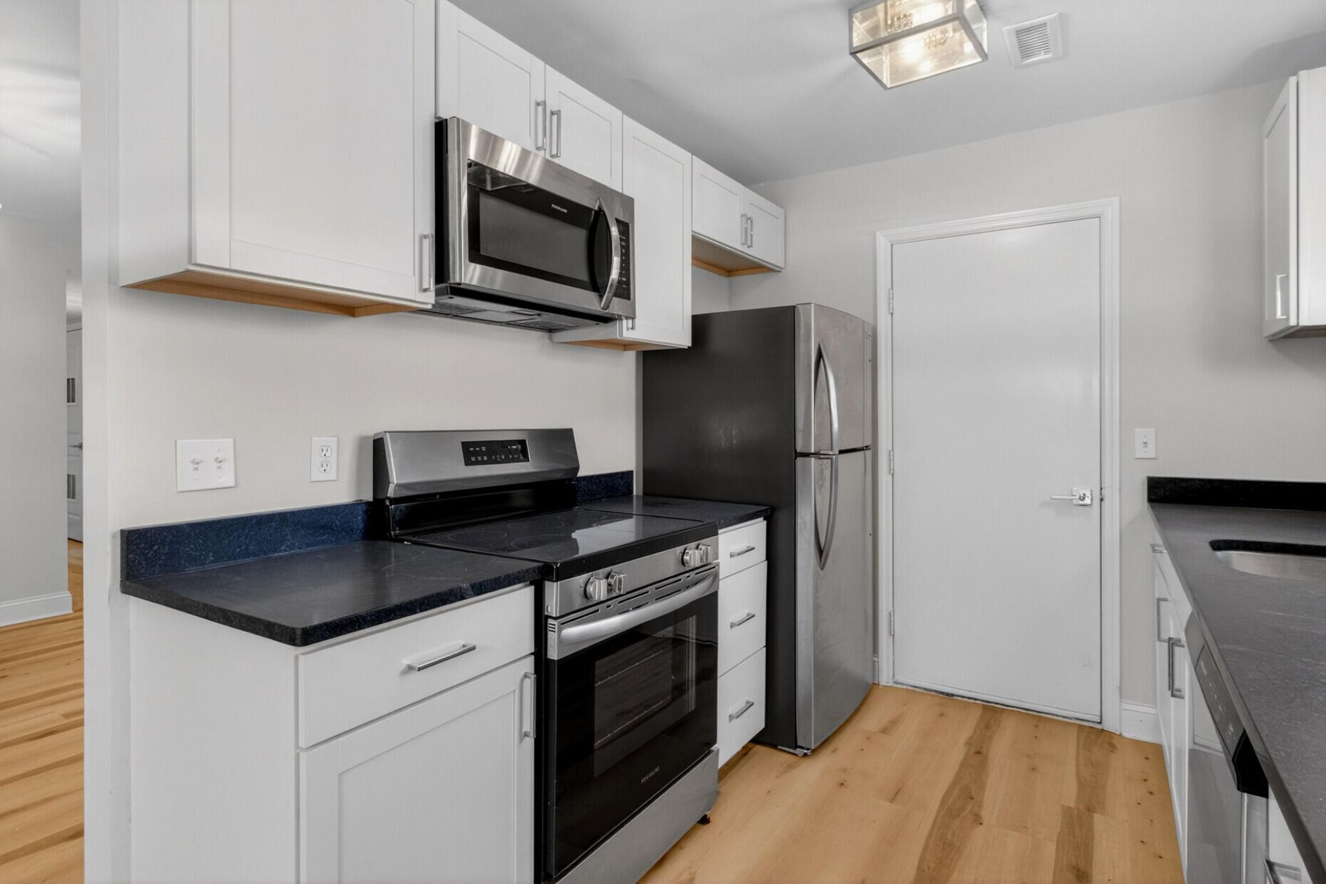 222 Braly Drive Photo 6