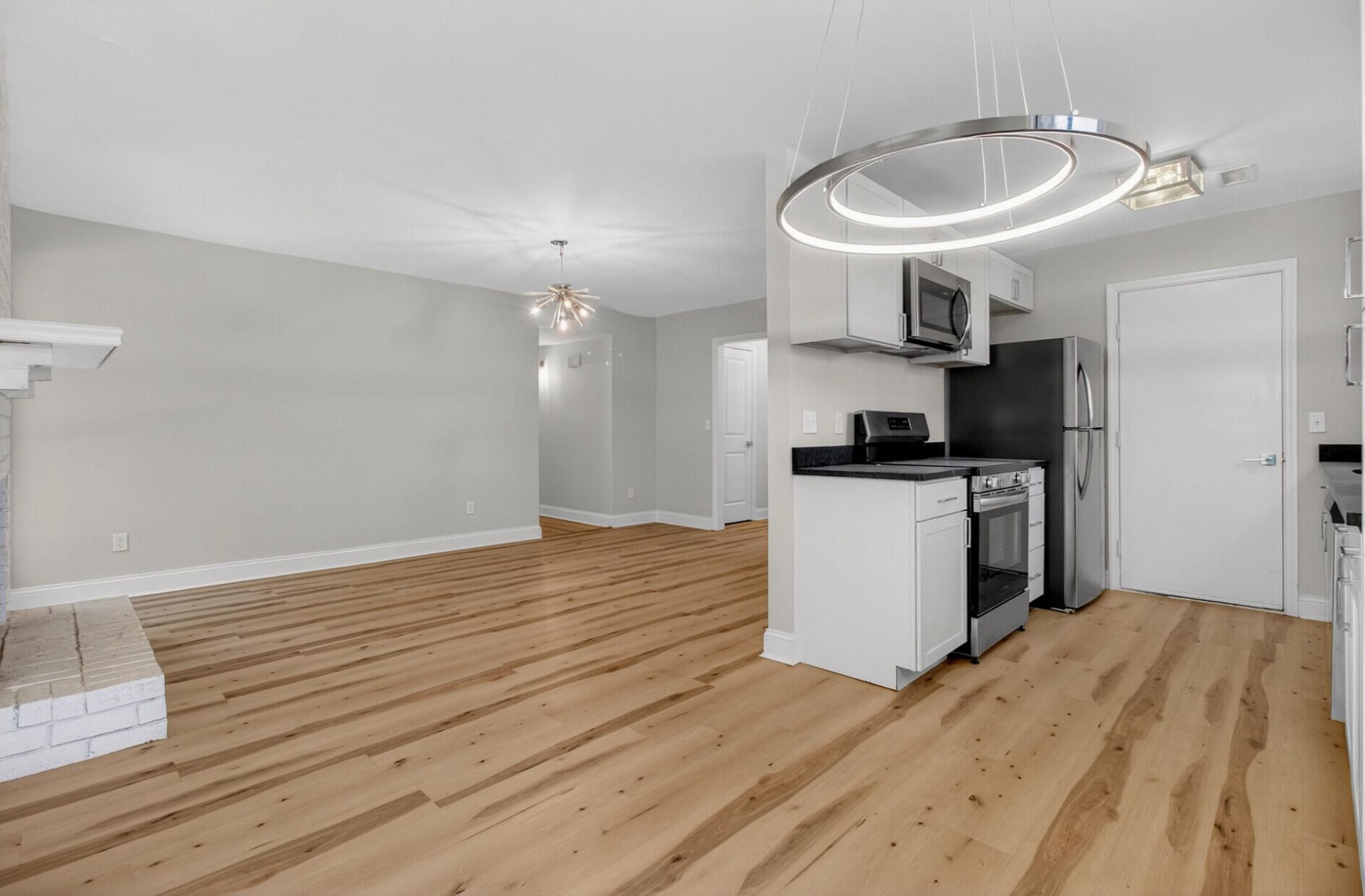 222 Braly Drive Photo 9