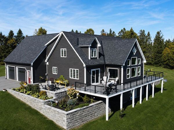 700 Whittier Road, Derby, VT 05830