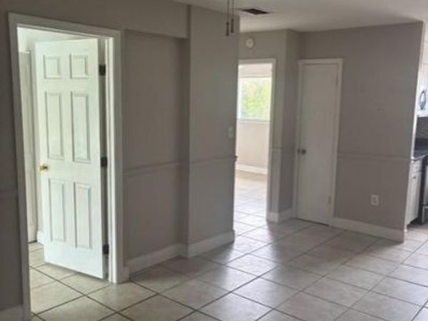 4923 Vincennes CT , Unit 7, CAPE CORAL, FL 33904