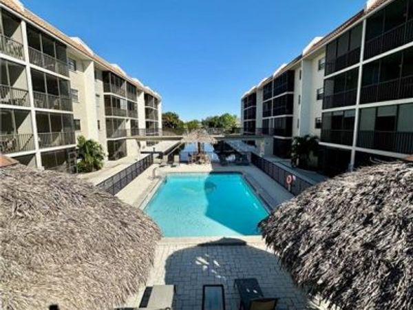 9395 Pennsylvania AVE, Unit 19, BONITA SPRINGS, FL 34135