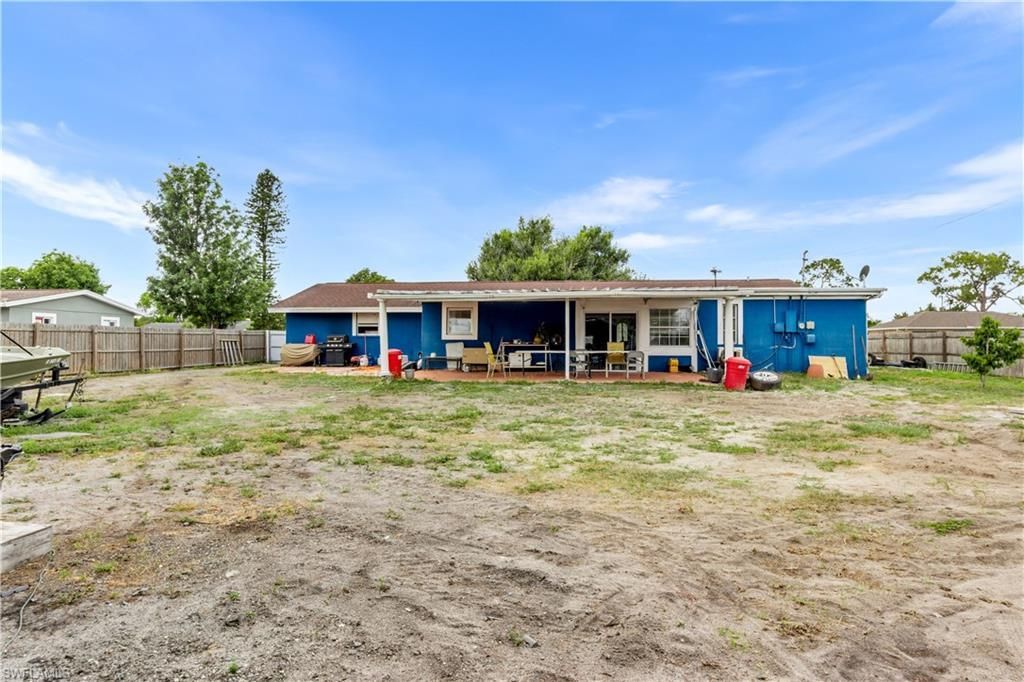 18 Illinois Rd , Lehigh Acres, FL 33936 Photo