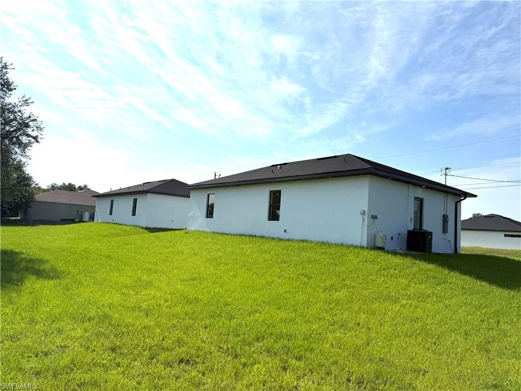 353 Pomona St , Lehigh Acres, FL 33974 Photo