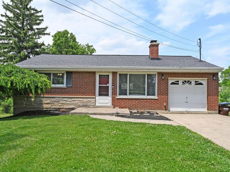 6988 Dimmick Road, West Chester, OH 45069 Photo 1