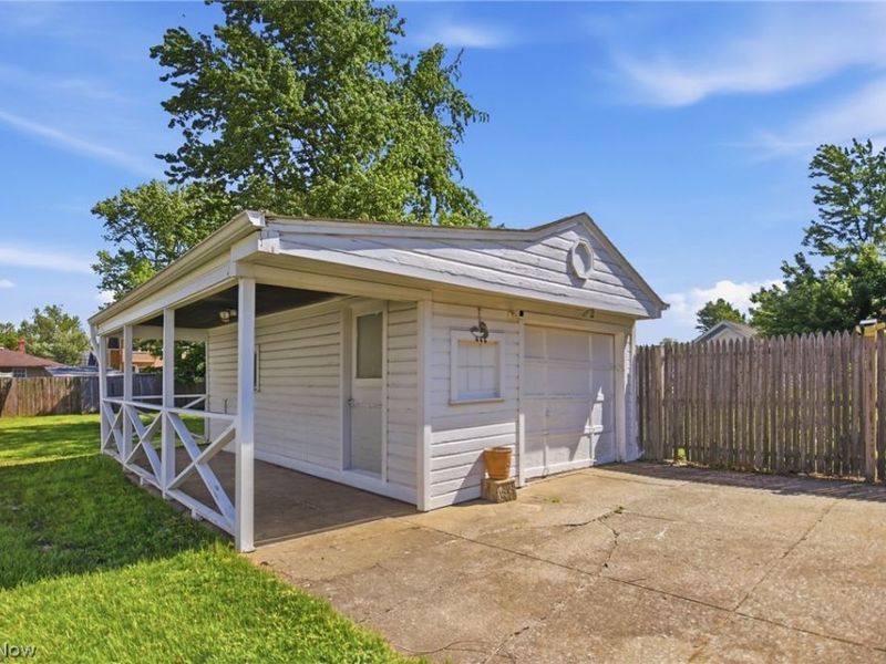 12808 Longmead Avenue, Cleveland, OH 44135 Photo 22