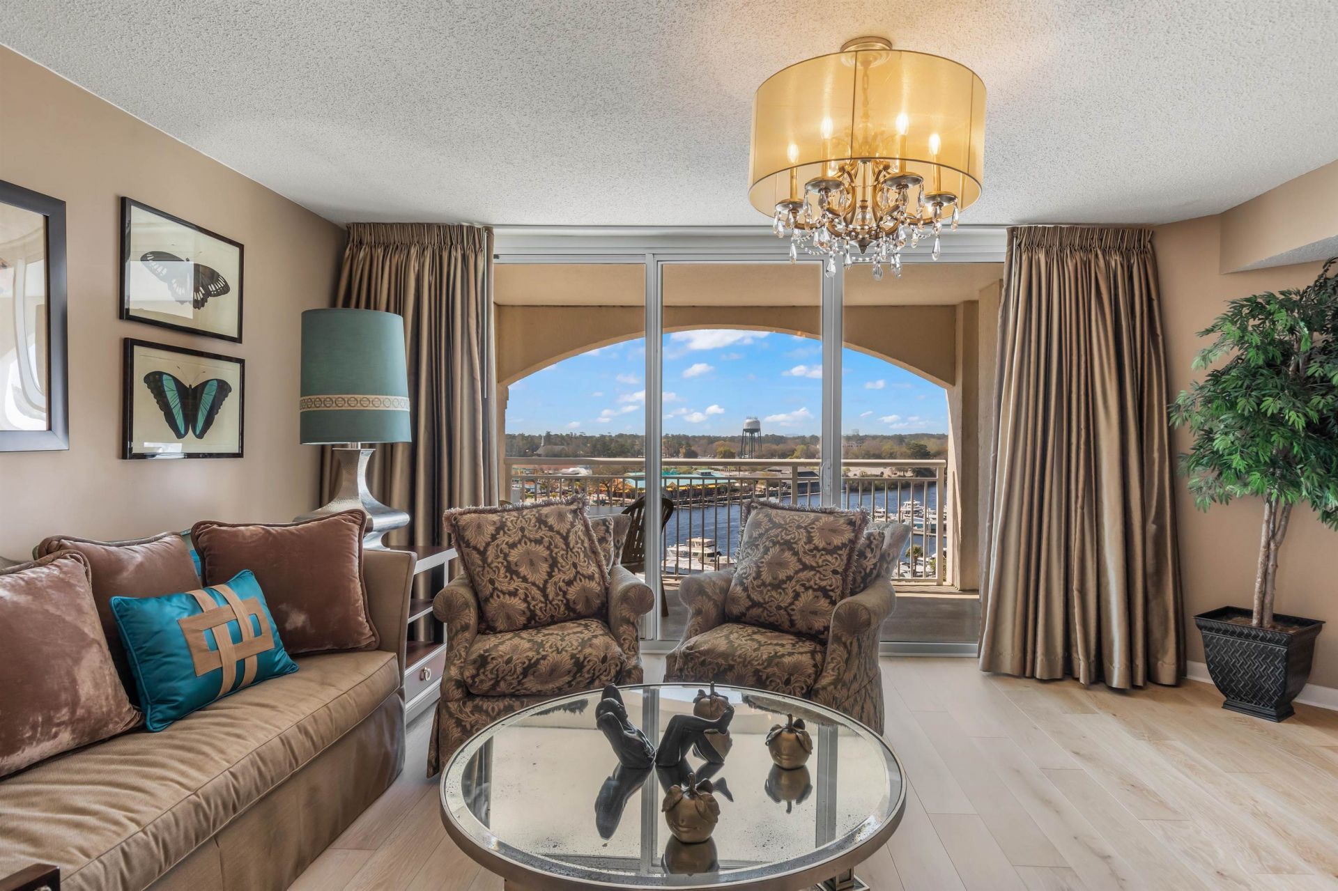 2151 Bridge View Ct.  Photo 5