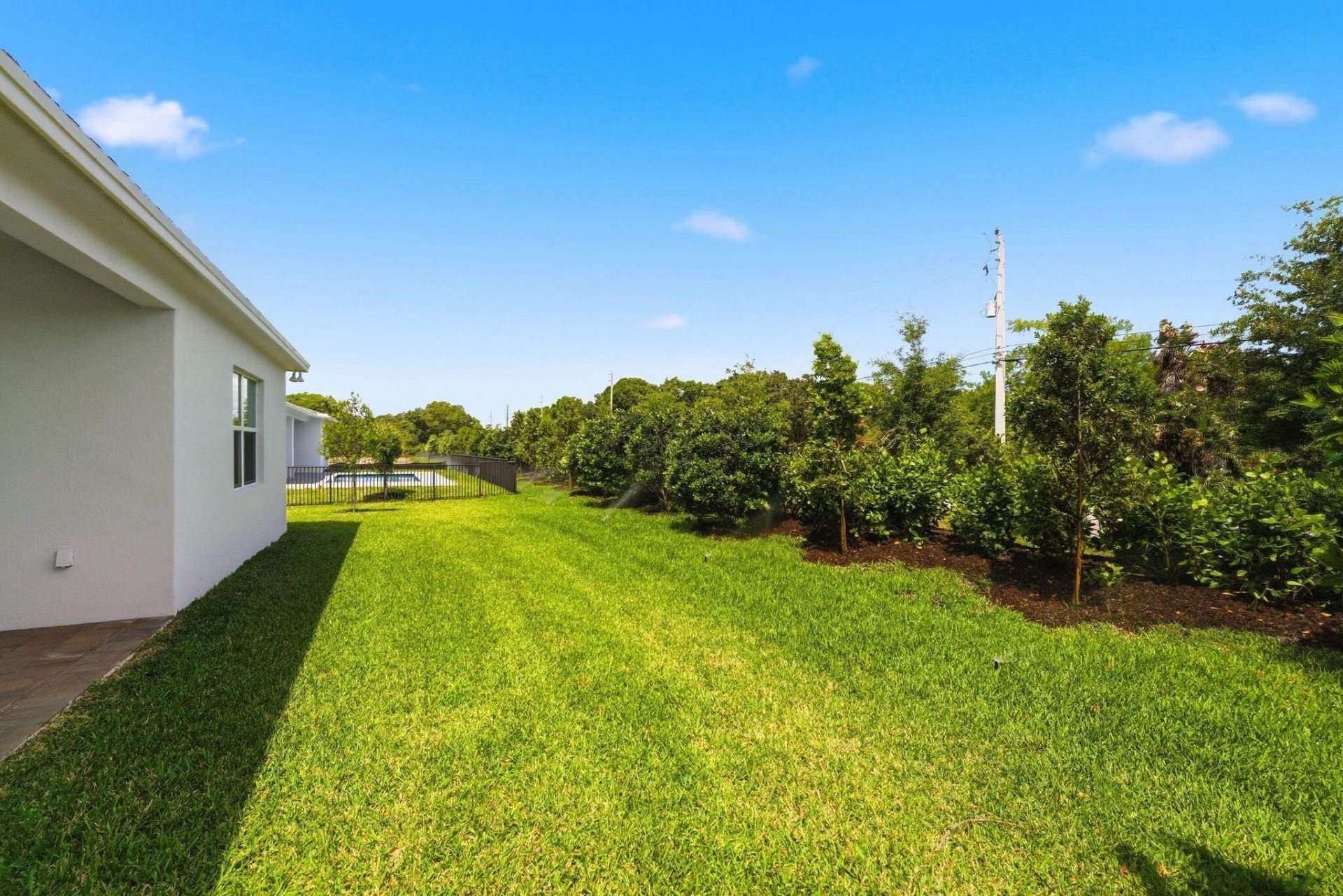 6883 68th Square, Vero Beach, FL 32967 Photo