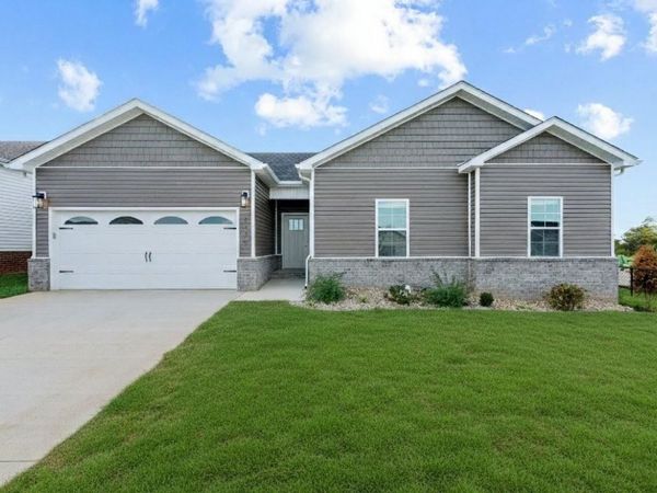 1329 Rhythm Lane, Bowling Green, KY 42101