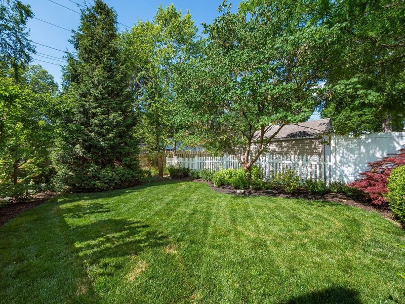 399 Northridge Road, Columbus, OH 43214 Photo 31