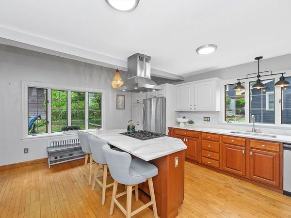12 Newton Rd, Haverhill, MA 01830