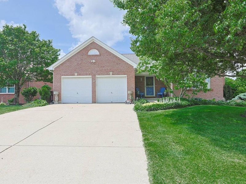 7401 Thunder Ridge Drive, Florence, KY 41042 Photo 1