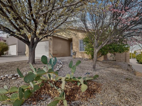 5401 Kokopelli Court NW, Albuquerque, NM 87114