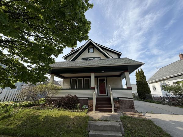1126 Oakland Ave, Sheboygan, WI 53081
