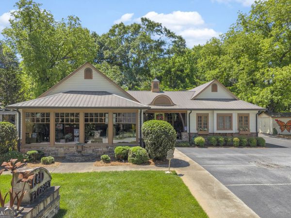 498 Level Grove Road, Cornelia, GA 30531