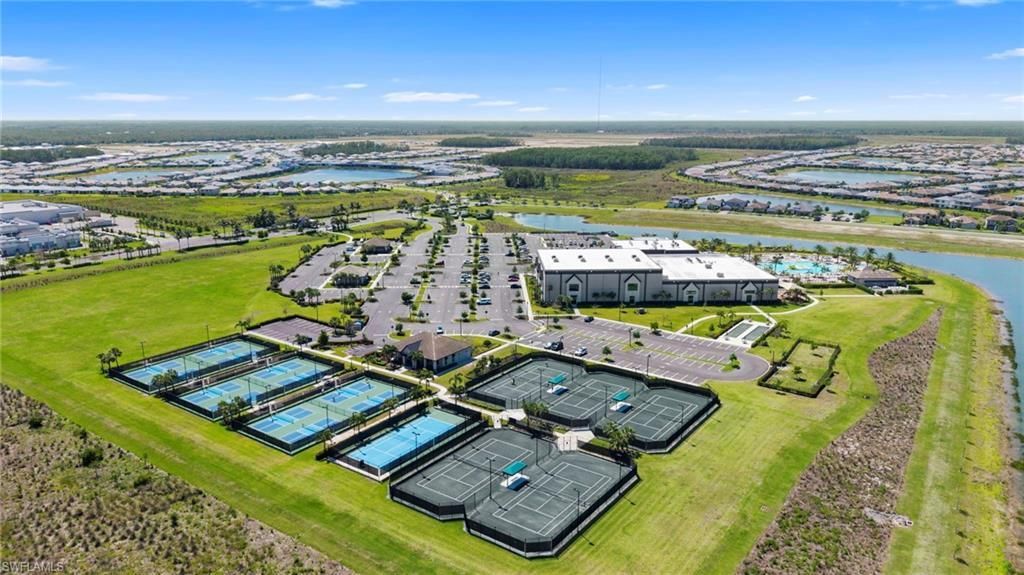18335 Ridgeline Dr, Estero, FL 33928 Photo