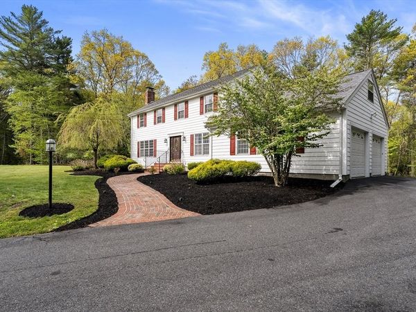 150 Sherwood, Raynham, MA 02767