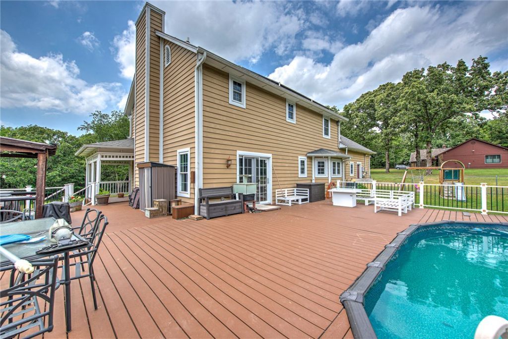 3803 S Sumac Road Siloam Springs, AR 72761