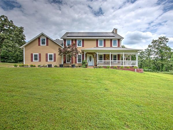 3803 S Sumac Road, Siloam Springs, AR 72761