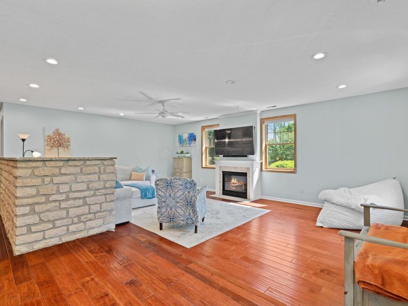 8668 Hyland Croy Road, Plain City, OH 43064 Photo 12