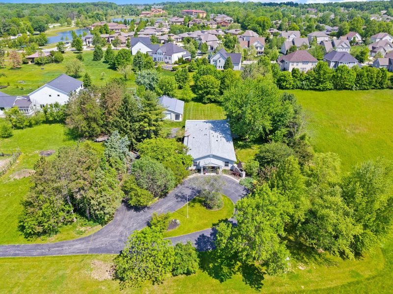 8668 Hyland Croy Road, Plain City, OH 43064 Photo 2