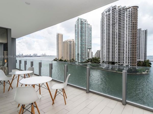 300 Biscayne Boulevard Way , Unit 802E, Miami, FL 33131