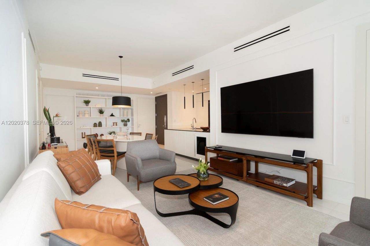300 Biscayne Boulevard Way , Unit 802E, Miami, FL 33131 Photo