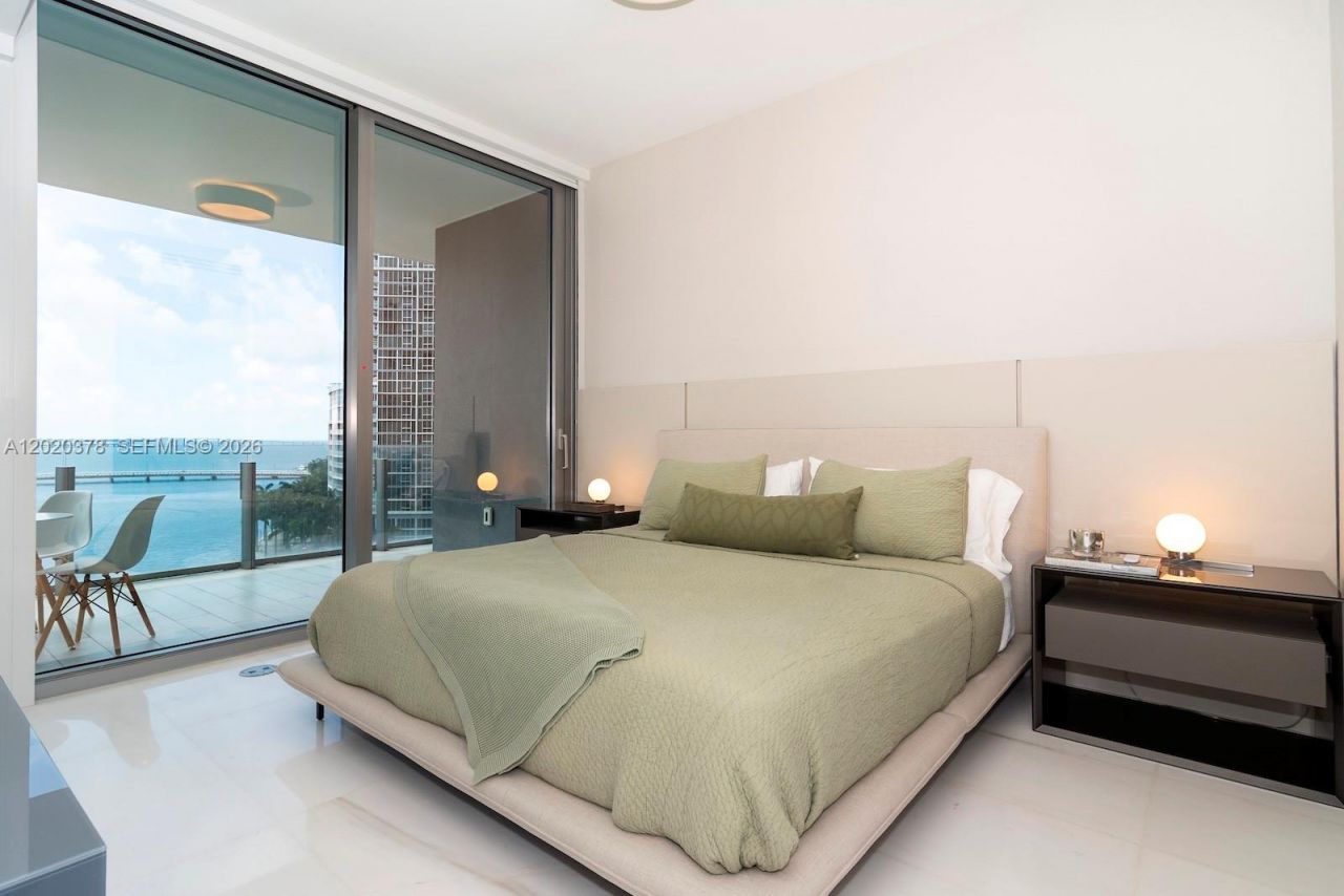 300 Biscayne Boulevard Way , Unit 802E, Miami, FL 33131 Photo