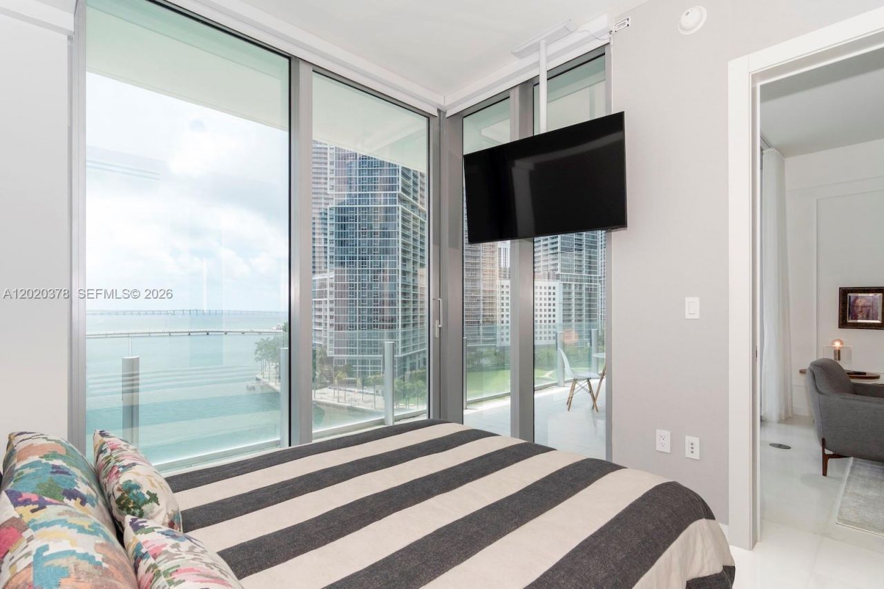 300 Biscayne Boulevard Way , Unit 802E, Miami, FL 33131 Photo
