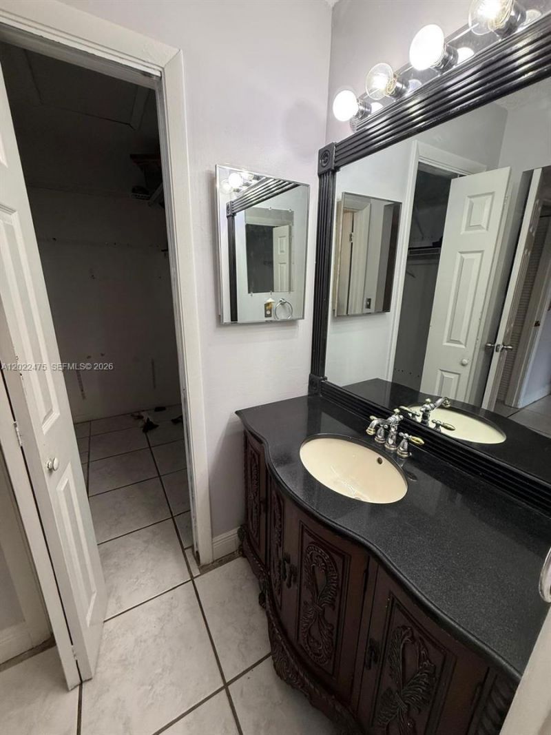 9116 NW 35th Pl , Sunrise, FL 33351 Photo