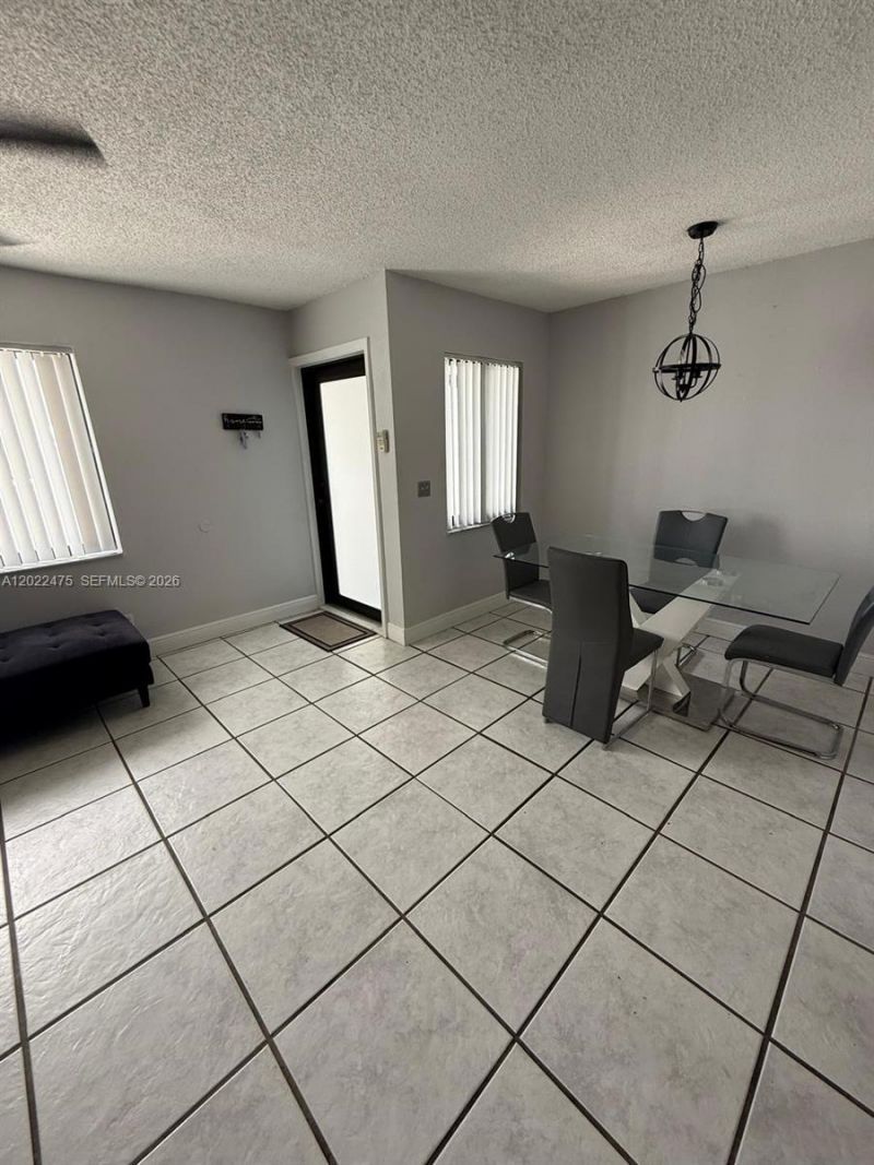9116 NW 35th Pl , Sunrise, FL 33351 Photo