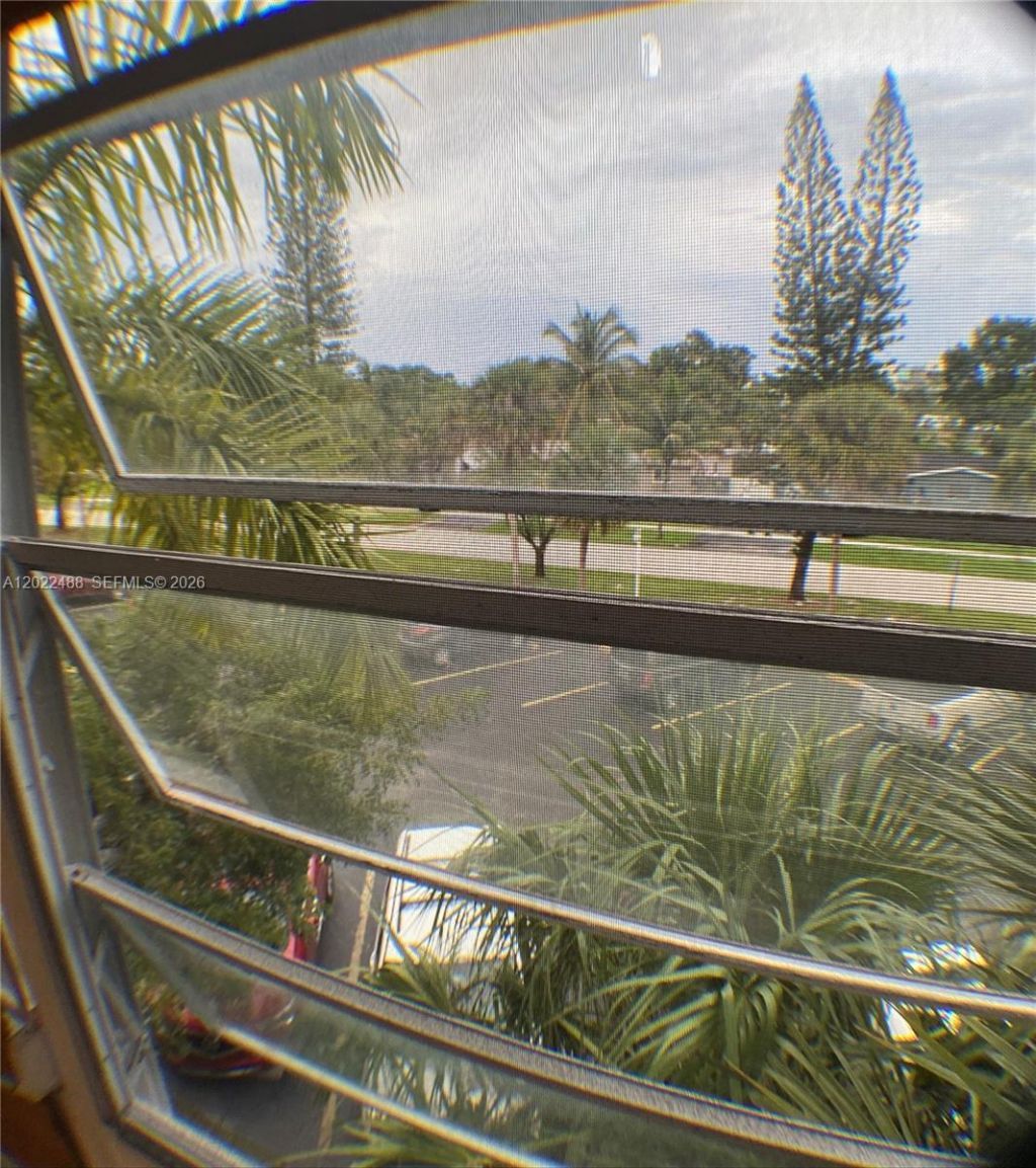2061 NW 47th Ter , Unit 302, Lauderhill, FL 33313 Photo