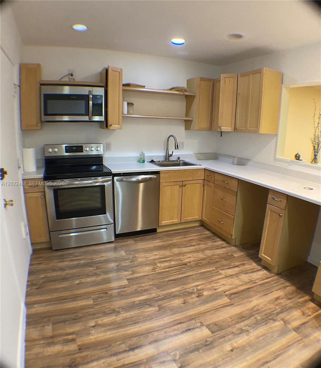 2061 NW 47th Ter , Unit 302, Lauderhill, FL 33313 Photo