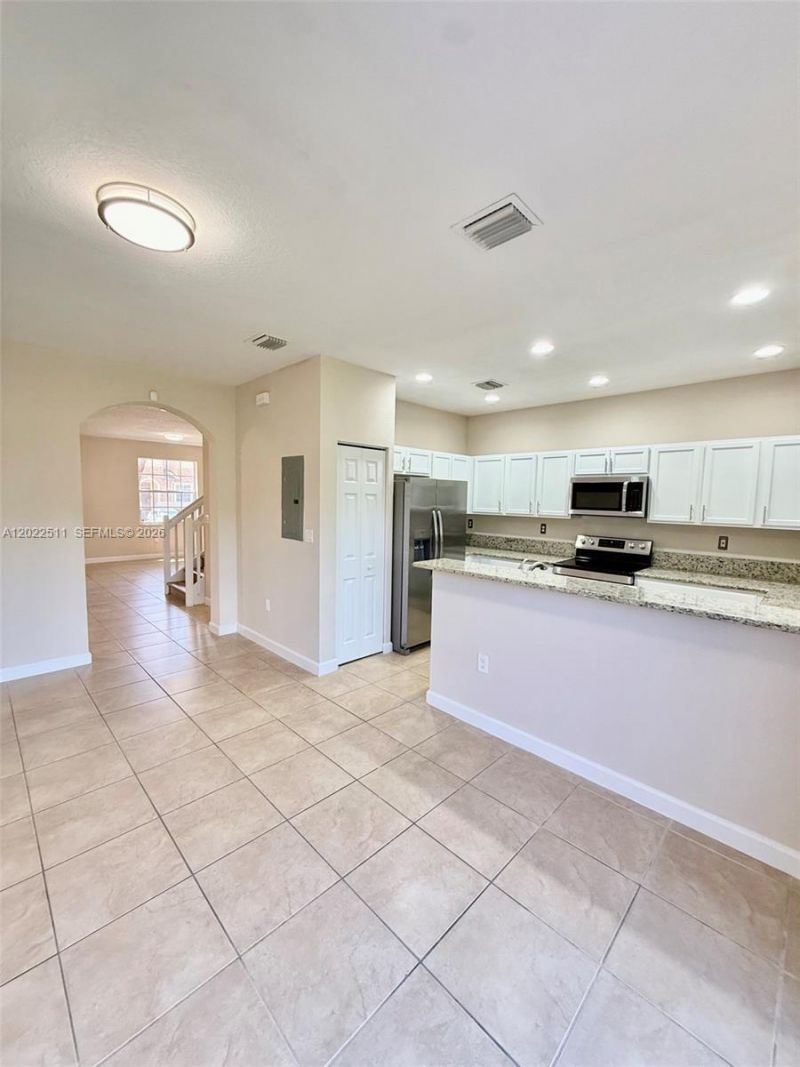 9001 SW 227th St , Unit 6, Cutler Bay, FL 33190 Photo