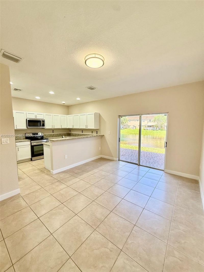 9001 SW 227th St , Unit 6, Cutler Bay, FL 33190 Photo