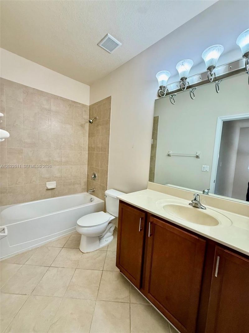 9001 SW 227th St , Unit 6, Cutler Bay, FL 33190 Photo