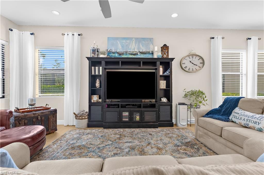 4111 Raffia Dr , Naples, FL 34119 Photo