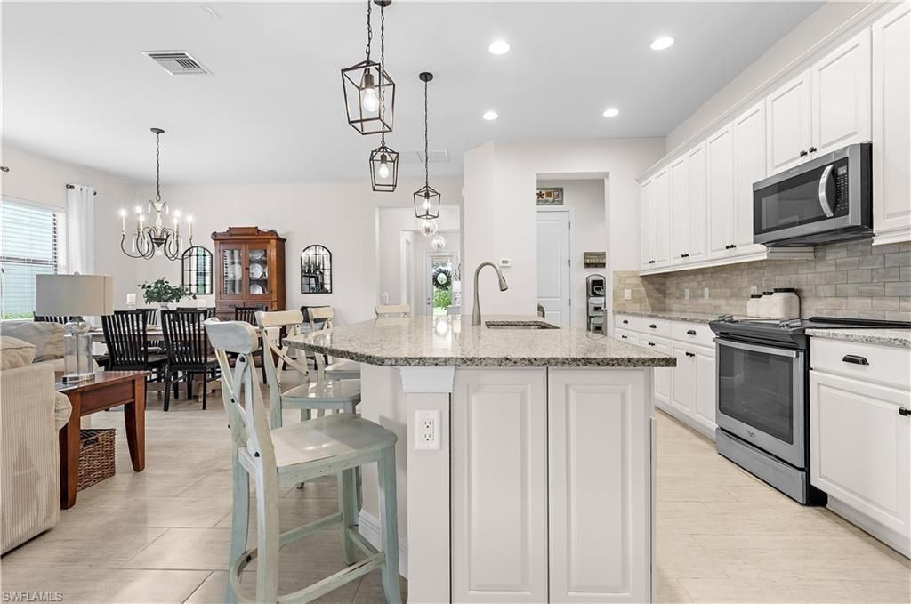 4111 Raffia Dr , Naples, FL 34119 Photo