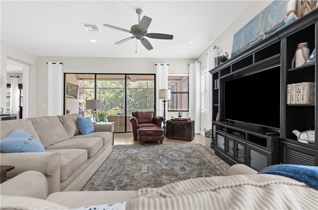 4111 Raffia Dr , Naples, FL 34119 Photo