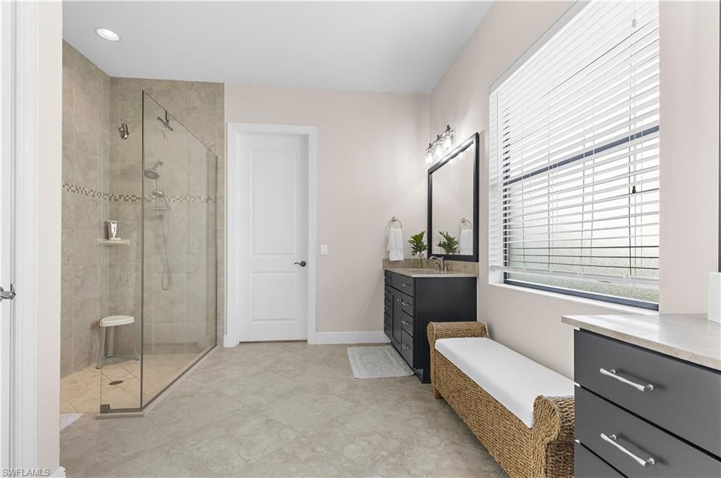4111 Raffia Dr , Naples, FL 34119 Photo