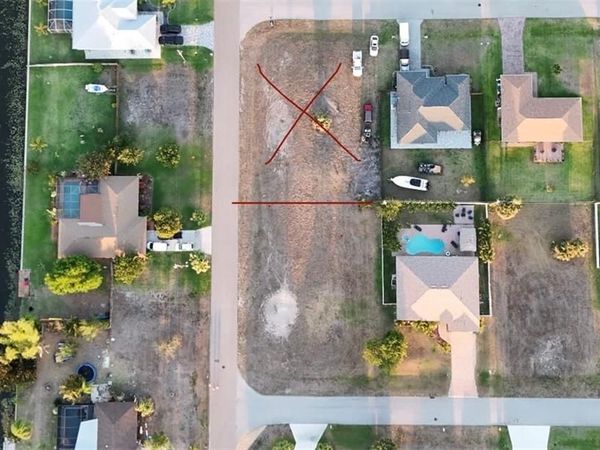 1301 SW 11th PL, CAPE CORAL, FL 33991