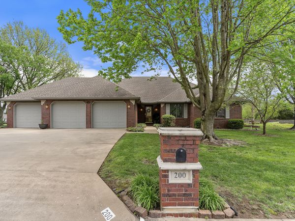 200 N Harmon Avenue, Republic, MO 65738