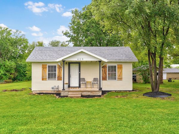 409 S Main Street , Nixa, MO 65714