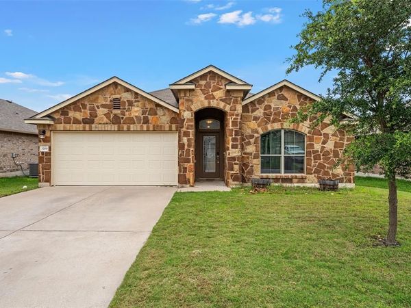 3200 Skinner Drive , Waco, TX 76655