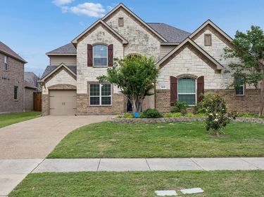 9519 Amberwoods Lane, Frisco, TX 75035