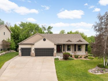 615 Bluff Heights Drive SE, Lonsdale, MN 55046