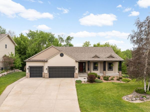 615 Bluff Heights Drive SE, Lonsdale, MN 55046