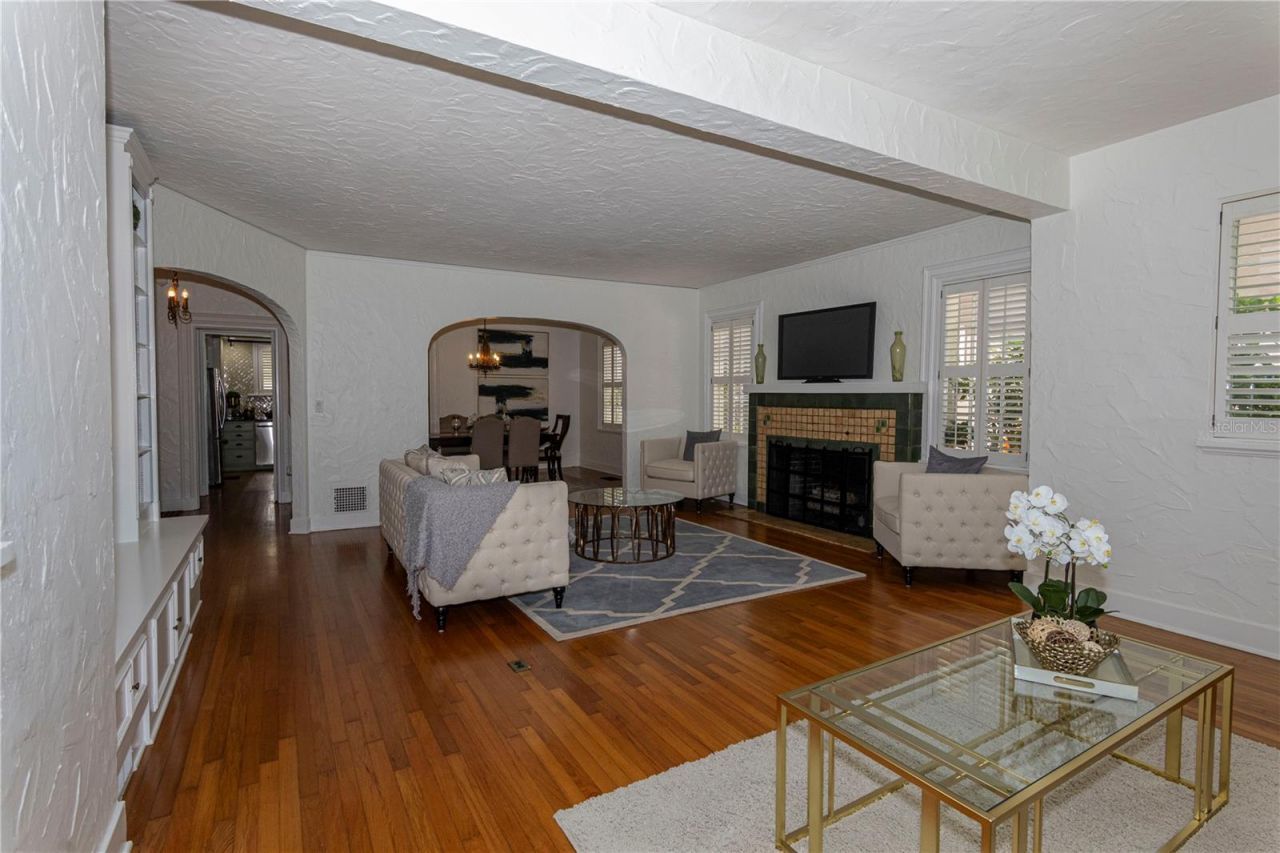 732 Edgewater Drive , Orlando, FL 32804 Photo