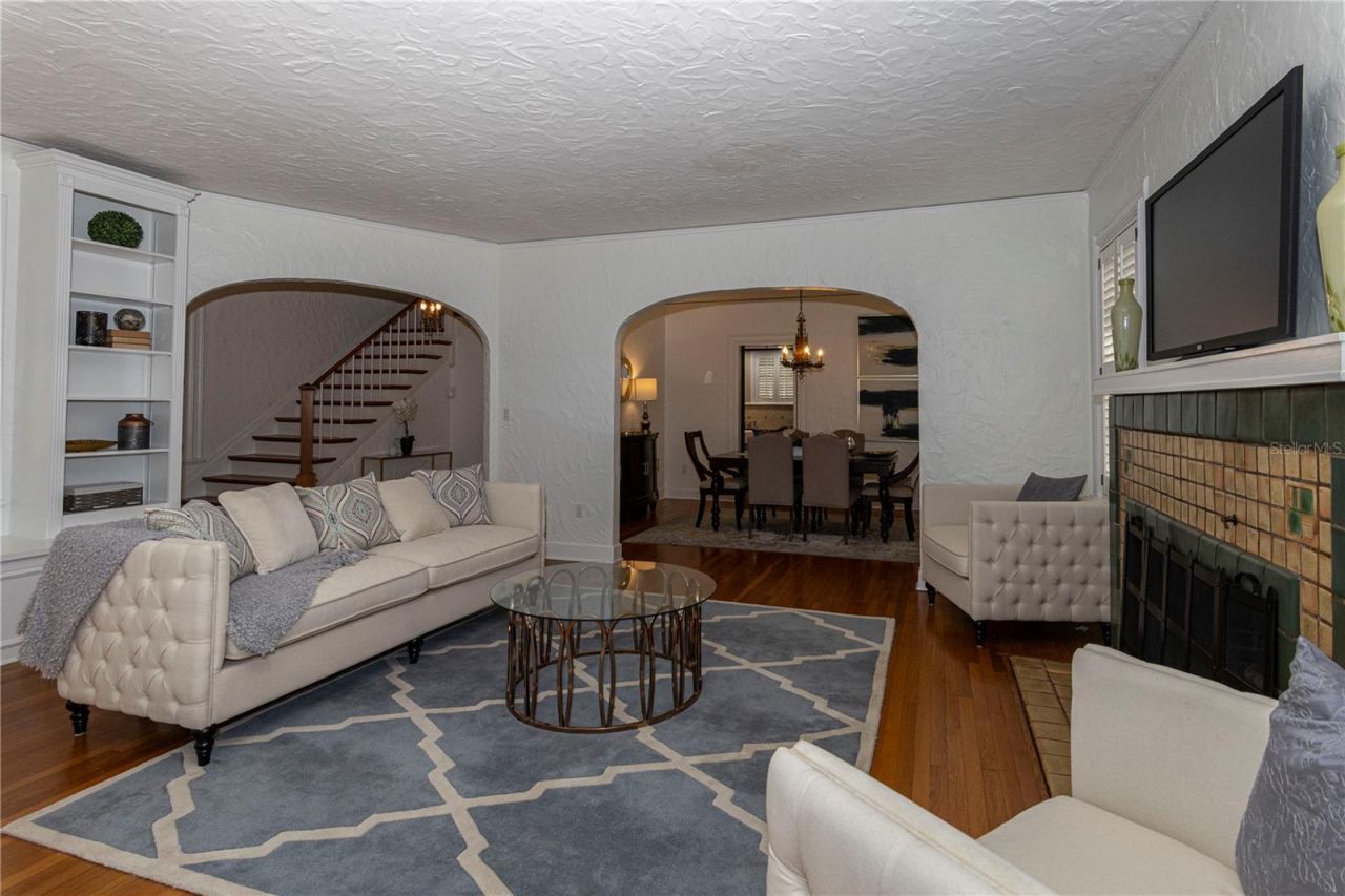 732 Edgewater Drive , Orlando, FL 32804 Photo